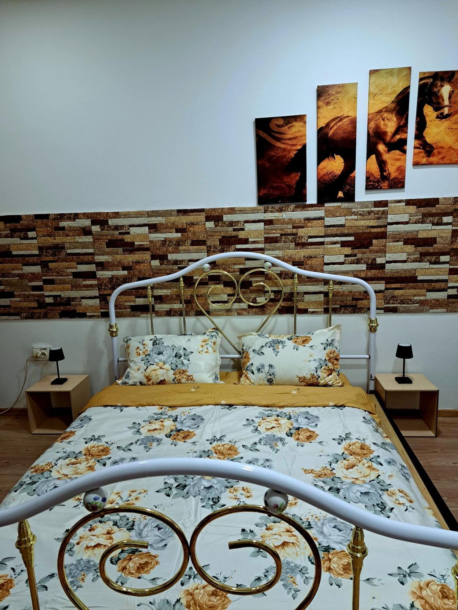 אורדאה Regim Hotelier Pietonala מראה חיצוני תמונה