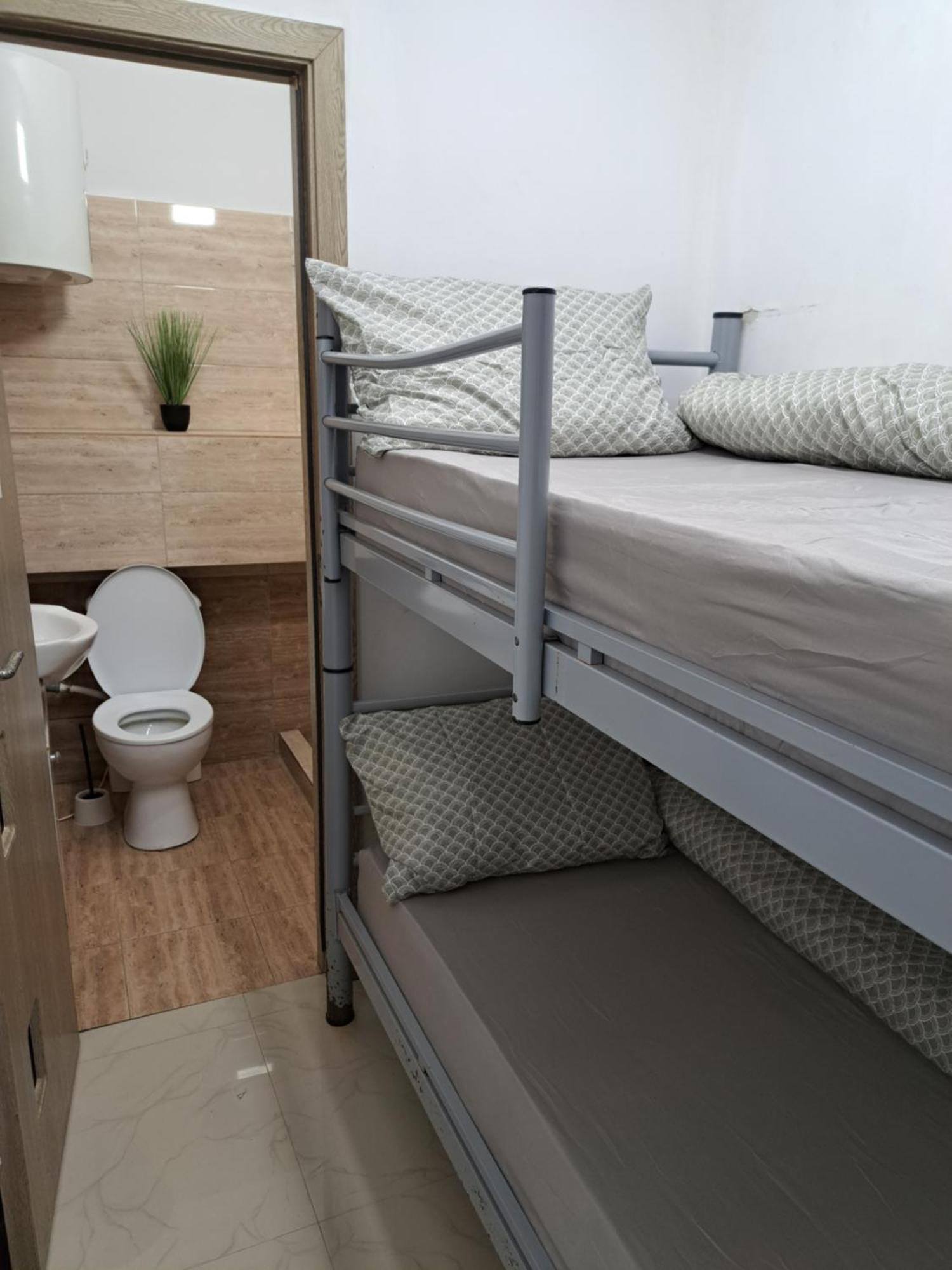 אורדאה Regim Hotelier Pietonala חדר תמונה